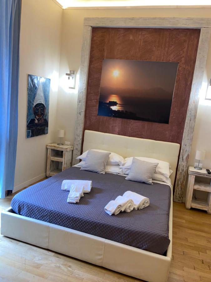 Corso 211 Beds & Suites เนเปิลส์ ภายนอก รูปภาพ