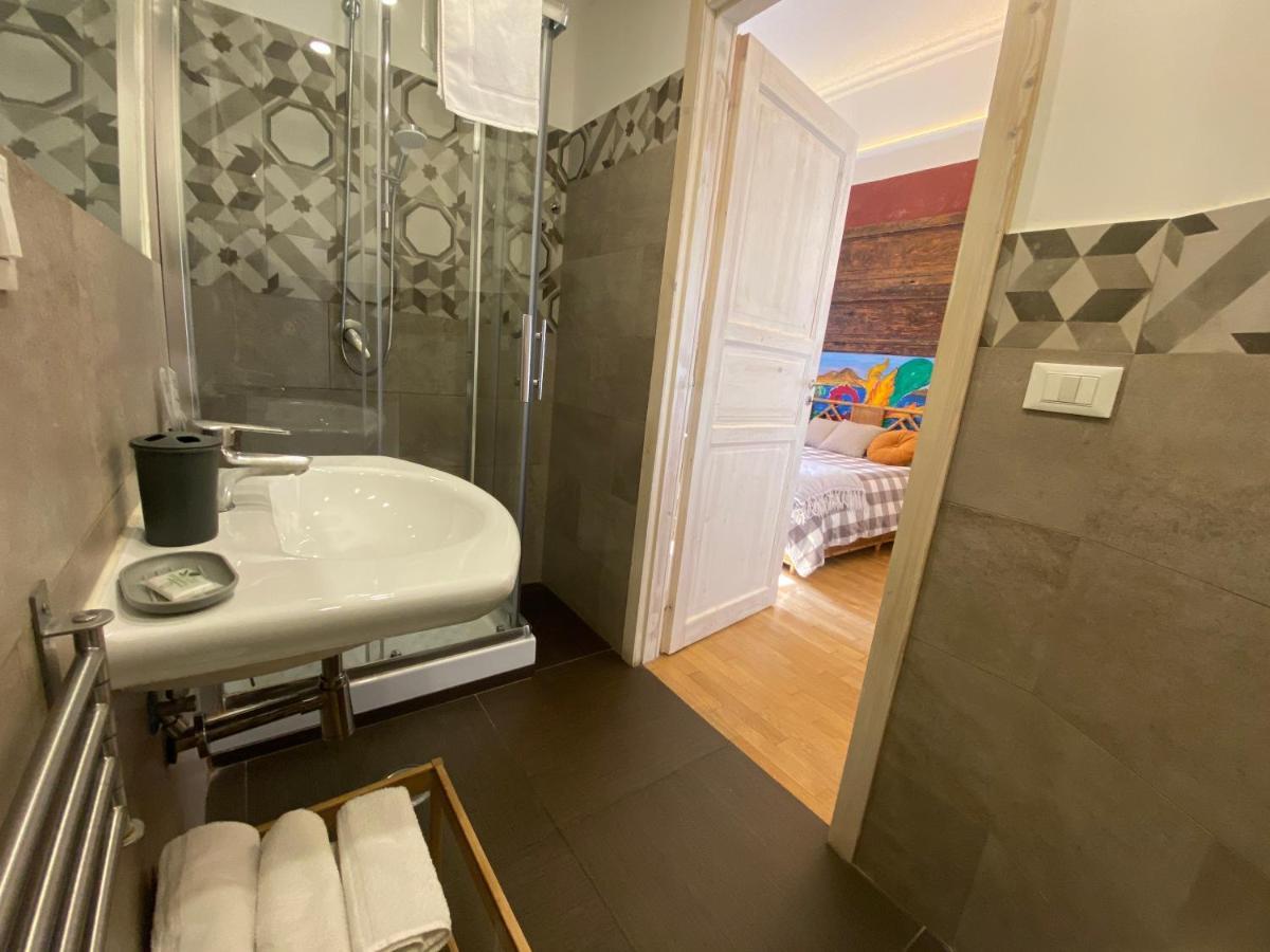 Corso 211 Beds & Suites เนเปิลส์ ภายนอก รูปภาพ