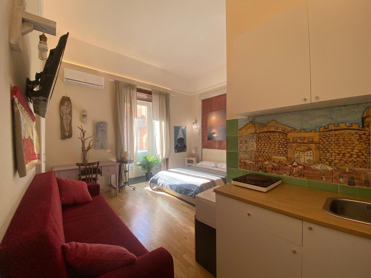 Corso 211 Beds & Suites เนเปิลส์ ภายนอก รูปภาพ