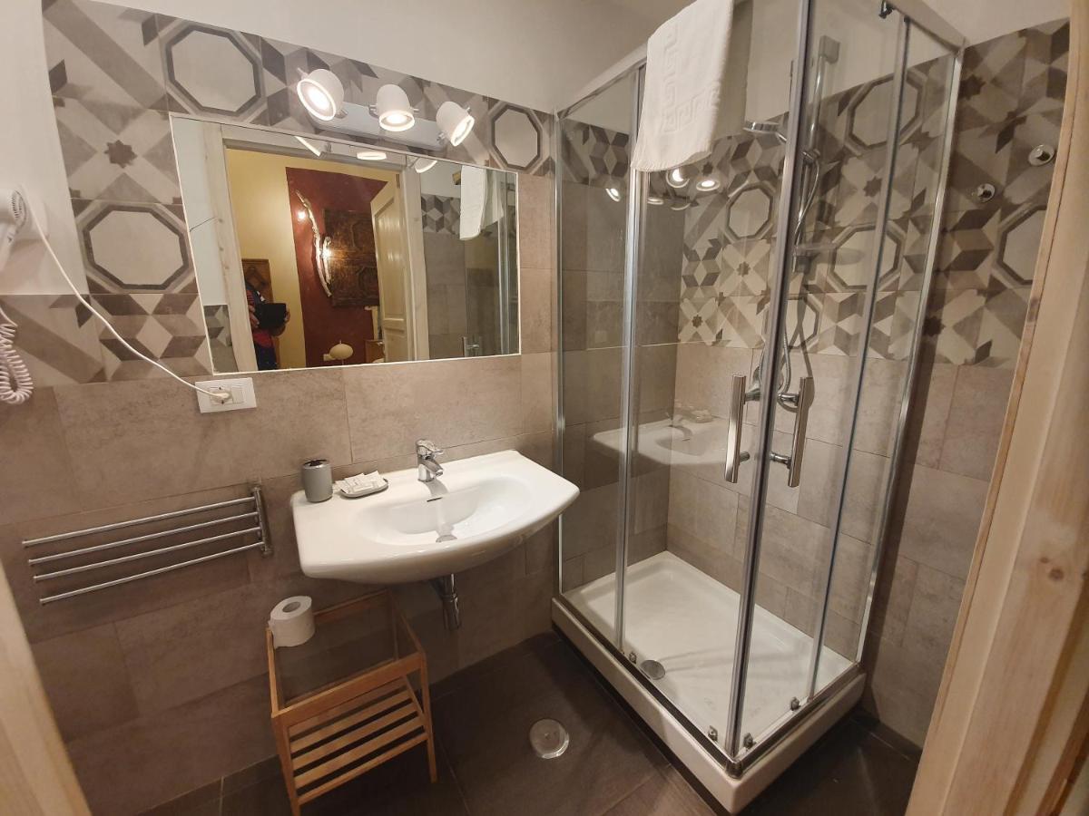 Corso 211 Beds & Suites เนเปิลส์ ภายนอก รูปภาพ